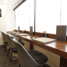 カフェ＆ビストロ カラナシの雰囲気2