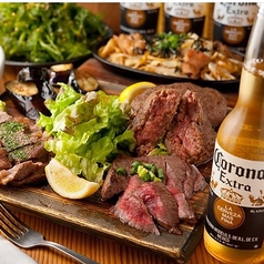 肉料理&サイドメニューをしっかり味わい尽くせる肉バル
