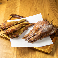 お店に来たらまずはこれ！名物『手羽先』☆
