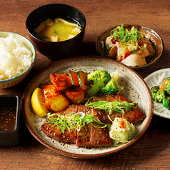 炭炉まん リンクス梅田店のおすすめランチ2