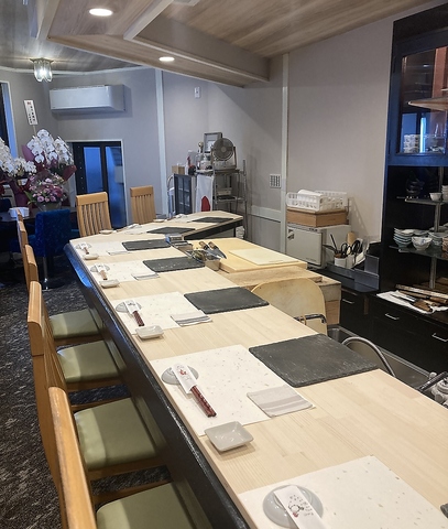 厳選したネタで魅せるこだわりの握り鮨