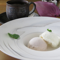 【至福のアイスセット】バニラミルク/あまおう苺ミルク