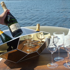 モエシャンドンも◎【シャンパンで乾杯】