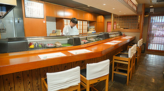 旬菜旬魚 寿司 海人 鍛治町店の雰囲気3