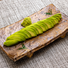 水炊き餃子／アボカド刺し