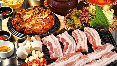 様々なこだわりの韓国料理をご提供しております！本場の味をご賞味あれ。