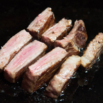 A5ランク国産黒毛和牛付き宴会コースもご用意しております。