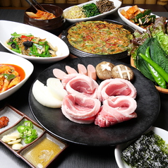 韓国家庭科理 焼肉 サムギョプサル 友来屋 ウレヤ 赤坂のコース写真