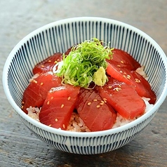 鮪の漬け丼