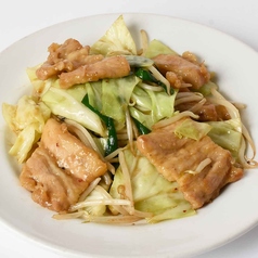 豚バラ肉とキャベツのガーリック炒め