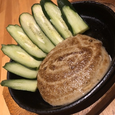 カニ味噌きゅうり/せせりポン酢　※各種の料金です