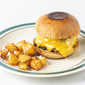 料理メニュー写真&nbsp;チーズバーガー