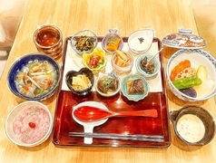 ヒル薬膳粥 ヨル貝料理 カイノクチのコース写真