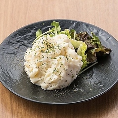 自家製ポテトサラダ