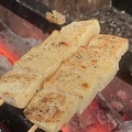 料理メニュー写真&nbsp;カマンベール串/蜂蜜カマンベール串