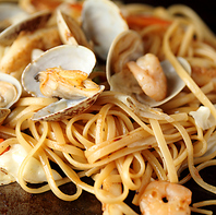 特製パスタ麺の焼きそばが自慢