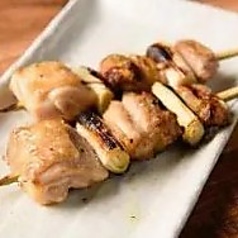 1本109円(税込)の「ねぎま」に心を込めて「ねぎまを世界へ。」
