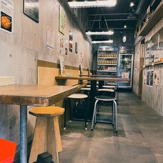 テーブル席は4名卓を4卓ご用意◎ご利用人数に応じてお席をご用意いたします★