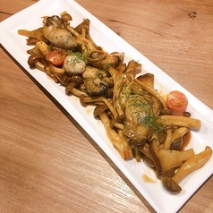 牡蠣とキノコのオイスターソース炒め