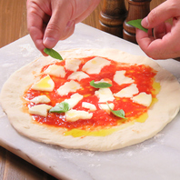 ◆ピザオーブンで作るこだわり手造りピザ◆
