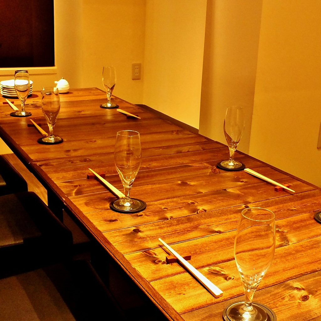 人気のテーブル個室は最大17名様までご利用可能です。