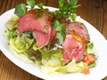 料理メニュー写真 ROAST BEEF SALAD/ ローストビーフサラダ