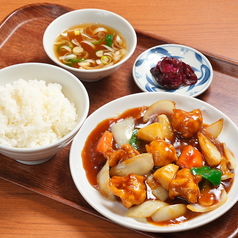 餃子菜館　勝ちゃん　小松駅前のおすすめランチ2