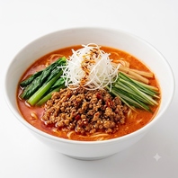 胡麻のコクとピリ辛スープ！特製担々麺