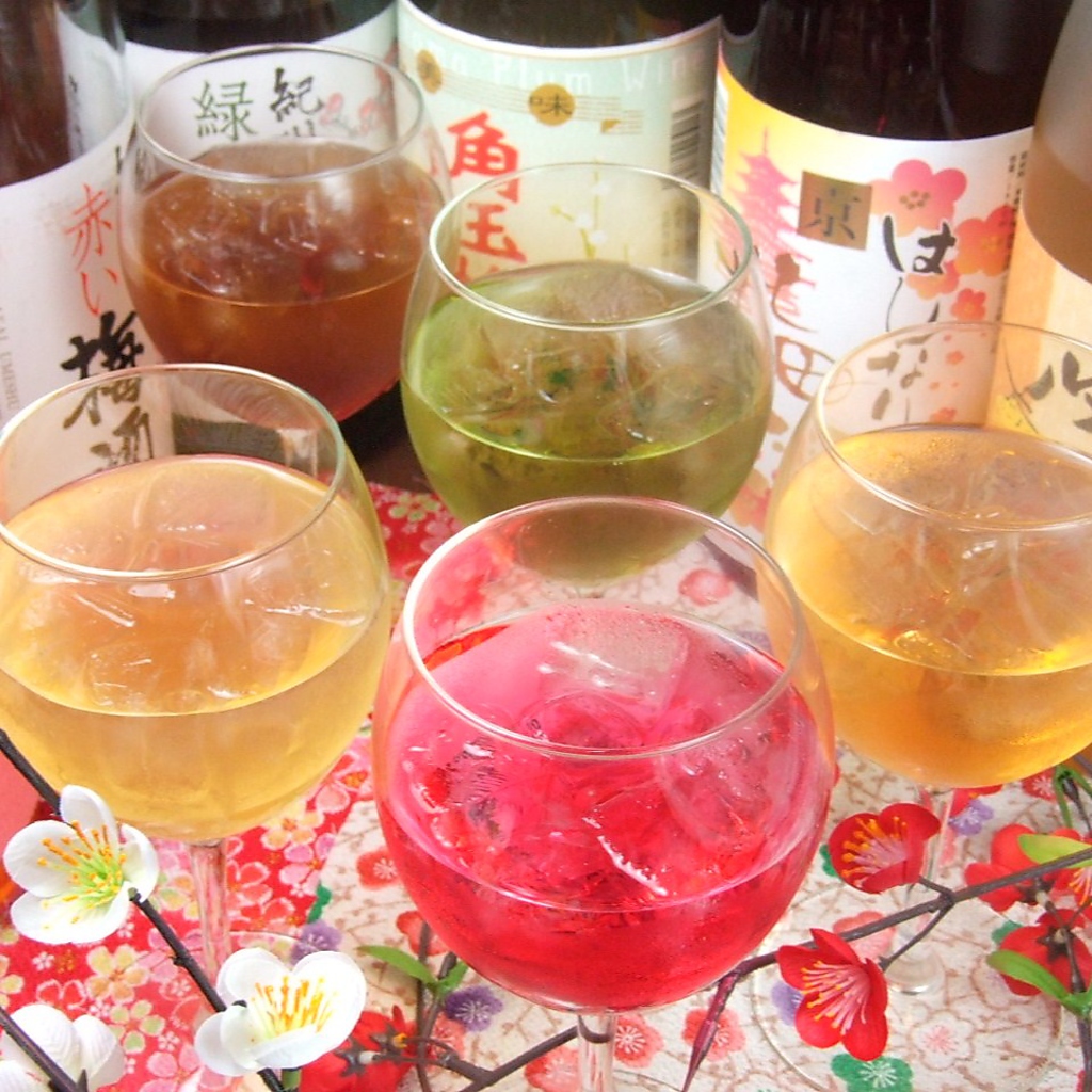 うま～い料理にはやっぱりお酒！梅酒・果実酒はもちろん、ワインの種類もかなり豊富です♪