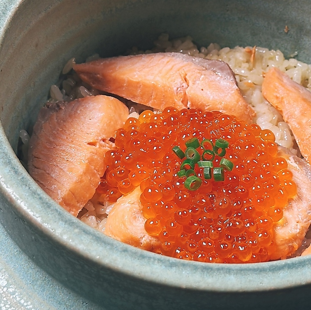 「だし」ととごはんが自慢の居酒屋。はらこめしやせり鍋など、美味しい仙台名物を楽しんで下さい。