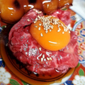 料理メニュー写真&nbsp;炙りユッケ
