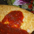 料理メニュー写真 自家製トマトソースのチーズオムレツ