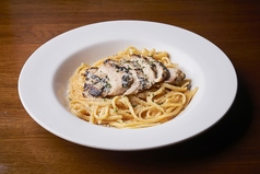 チキン アルフレッドリングイネ　Chicken Alfredo Linguine