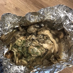 牡蠣とキノコのバターホイル焼き