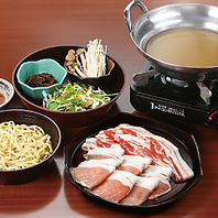 素朴な島の味を泡盛と♪こだわりが詰まった沖縄定食