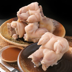 豚足 1個