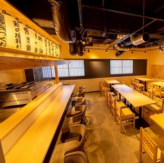 お一人様から大歓迎！少人数でのご利用にもおすすめのカウンター席を完備しております！お仕事帰りのサク飲み利用にも◎