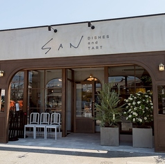 SAN春日井店の外観1