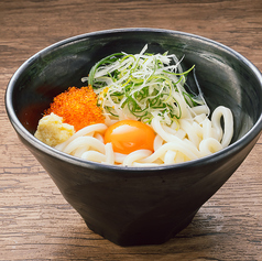 出汁醤油で食べる混ぜうどん
