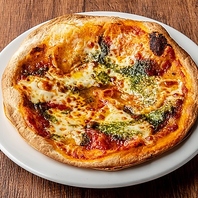 マルゲリータピザ（ミルフィーユ）1180円