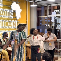 アフリカンミュージシャンによる生演奏が毎日開催！