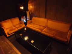 BAR LOUNGE KARONの写真3