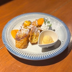 季節のフルーツのフレンチトースト