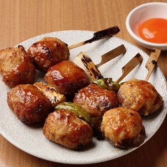 特製炭火つくね串(1本)/ししとうつくね串(1本)/つくねネギマ串(1本)
