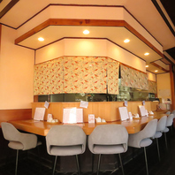 カウンター・掘りごたつ席あり◎ゆったりと過ごせます。