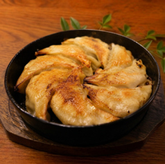 鉄鍋餃子