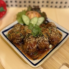 ウナギの肉巻きトマトソース