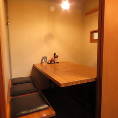 ゆっくりくつろげる空間。大切な方や誰にも邪魔されたくない方は是非この個室をご利用下さい！