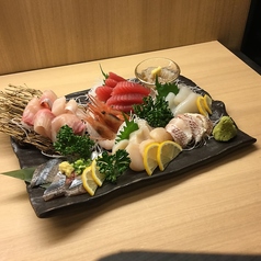 お刺身盛り合わせ(1人前より)