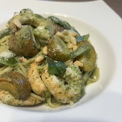 エビとインカの目覚めのジェノベーゼ